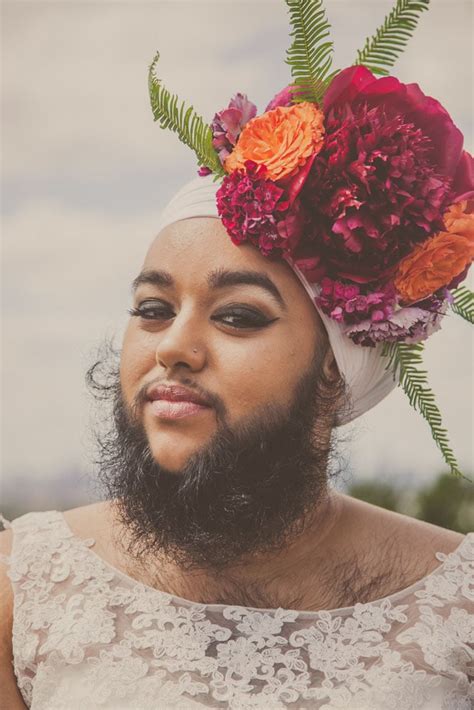  The Bearded Woman: Eine mystische Reise durch die Mythen Malaysias im 19. Jahrhundert